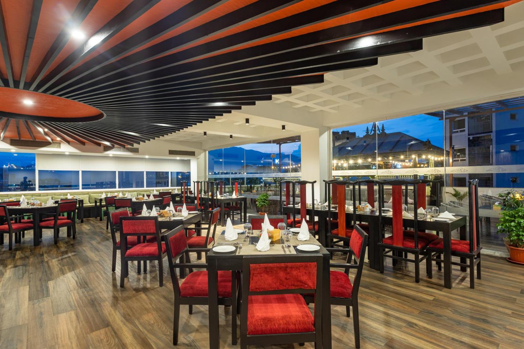 Hotel Lo Mustang Kathmandu Exterior photo