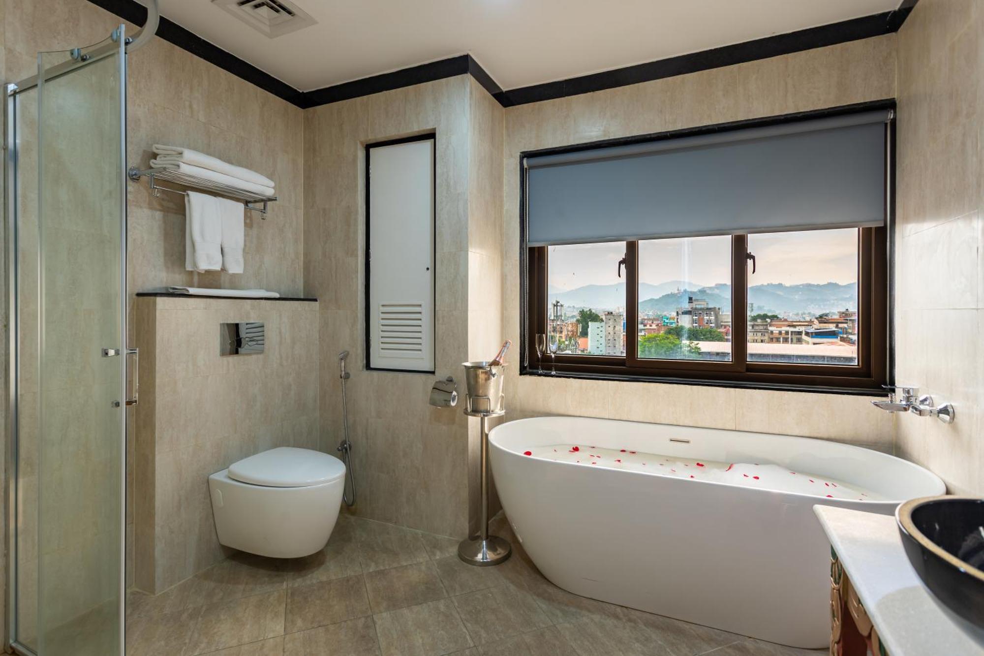 Hotel Lo Mustang Kathmandu Exterior photo